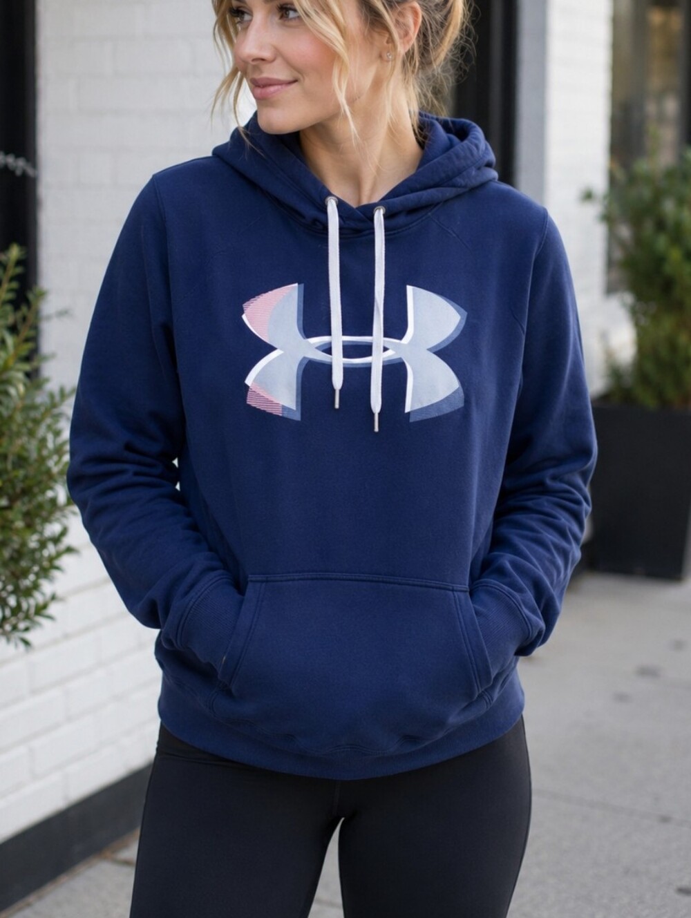 Under Armour Women's Medium Blue Fleece Hoodie Loose Fit Pullover Sweatshirt